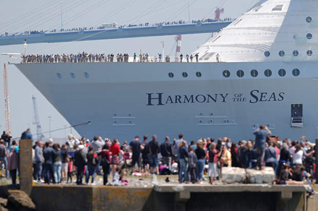 Самый большой круизный лайнер в мире — Harmony of the seas Самый большой круизный лайнер в мире — Harmony of the seas