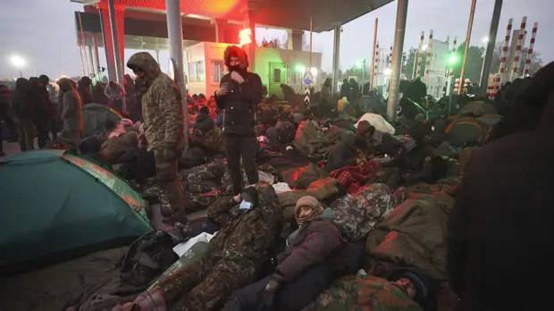 В Белоруссии заявили о нежелании Польши обсуждать миграционный кризис