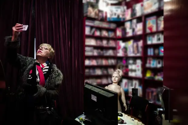 Диснейленд для взрослых: что происходило на скандальном «Дау» Хржановского