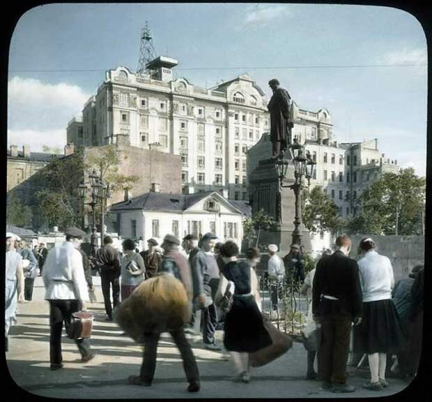Памятник Пушкину