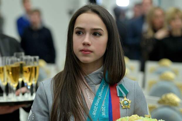 Леонова: "Загитова отдохнёт от спорта, а дальше всё возможно"  