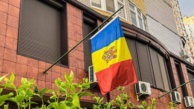 Власти Молдавии запретили въезд в страну 195 кикбоксерам из России и Белоруссии