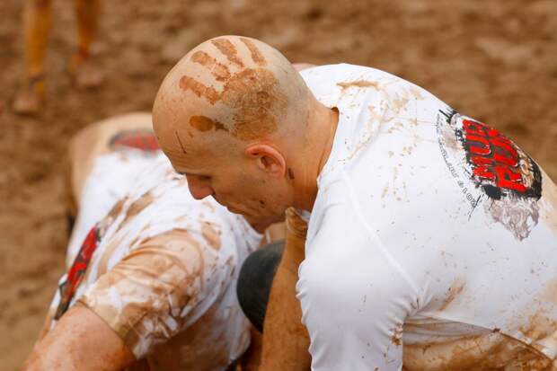 Ежегодная гонка по грязи Run Mud в Тель-Авиве