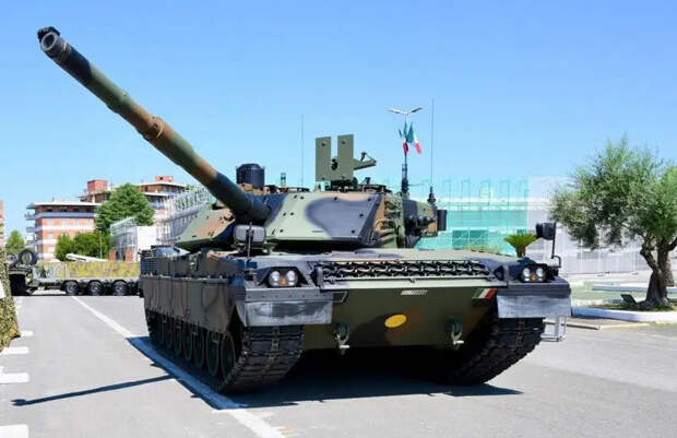 Итальянская армия получила первый серийный модернизированный танк Ariete C2