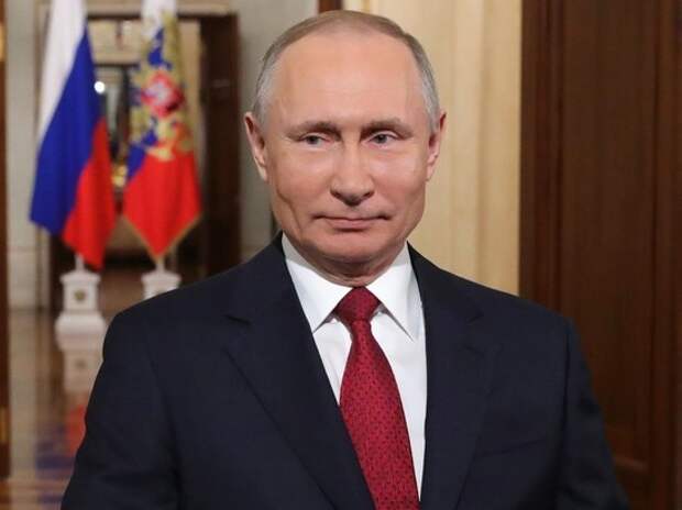 Путин сварил для чиновников несъедобный обед Путин сварил для чиновников несъедобный обед