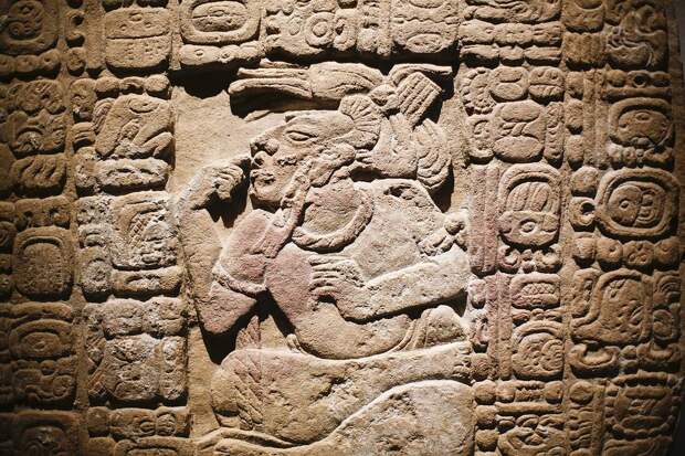 Как русский ученый единственный в мире смог дешифровать древнюю письменность майя