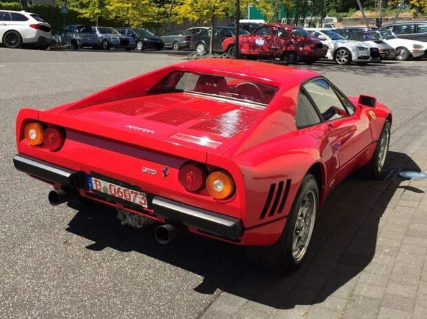 Жертвой похитителя из Дюссельдорфа стал автомобиль Ferrari 288 GTO 1985 года выпуска. Ferrari 288 GTO, ferrari, авто, германия, кража, олдтаймер, ретро авто, угон автомобиля