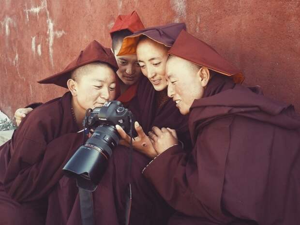 Портреты тибетских монахов, которые живут на высоте 4 тысячи метров над уровнем моря