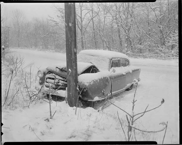 Фото подборка аварий на дорогах Америки в 1930—1950 годах