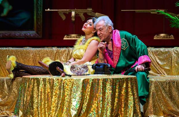 В Екатеринбурге представили спектакль по пьесе Вуди Аллена