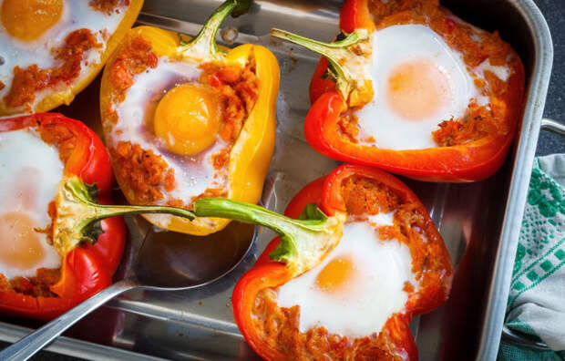 Перец, фаршированный яйцами и грибами. \ Фото: google.com.ua. Перец, фаршированный яйцами и грибами. \ Фото: google.com.ua.