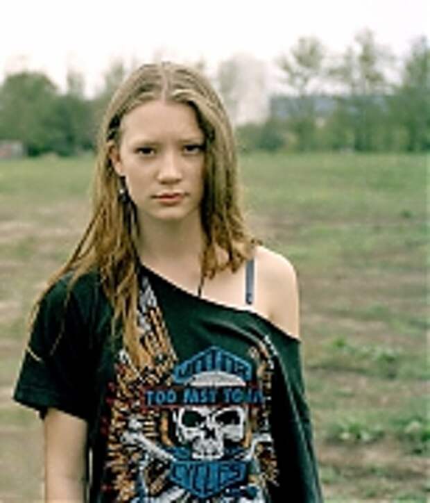 Миа Васиковска (Mia Wasikowska) в фотосессии Макса Дойла (Max Doyle) (2009)