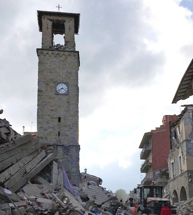 italy-earthquake-before-after-2