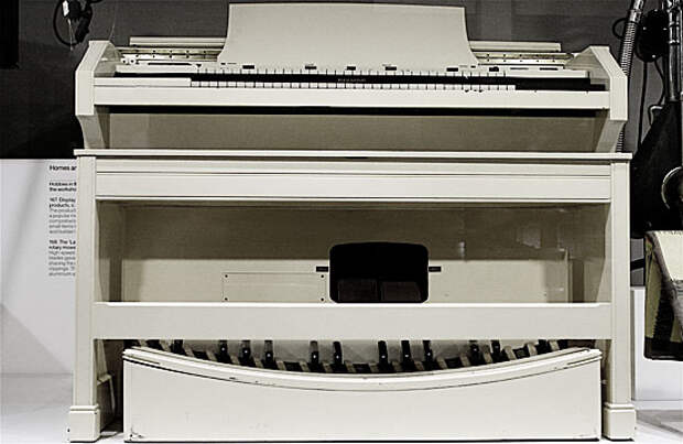 Hammond_Concert_model_E_Org.jpg