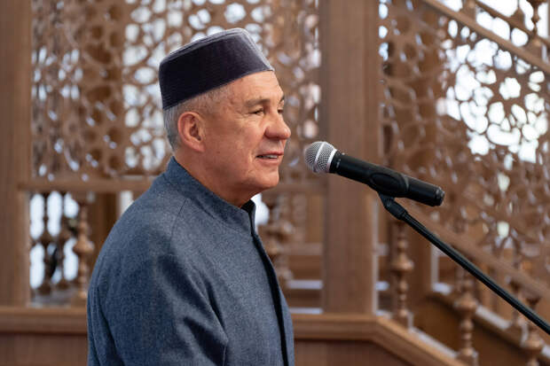 Минниханову показали маску Тутанхамона в Большом Египетском музее