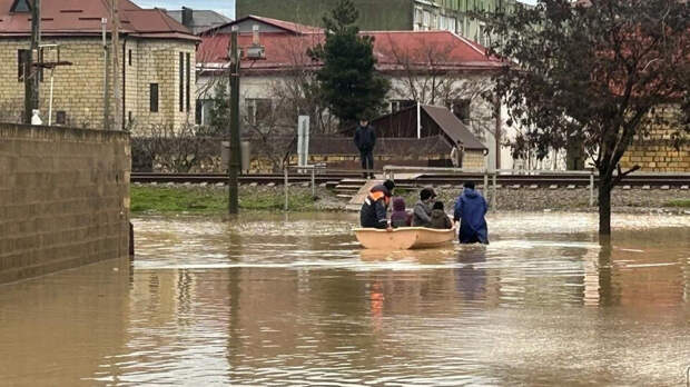 Жителей эвакуировали из зоны подтопления в Дербентском районе Дагестана