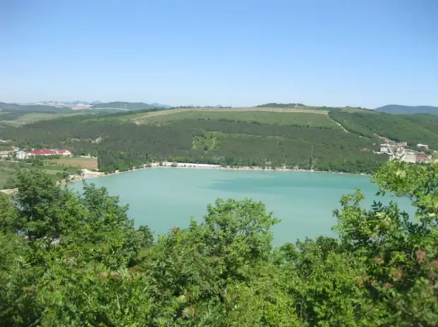 Правонарушители нанесли ущерб природе заказника “Абраусский” сотни тысяч рублей