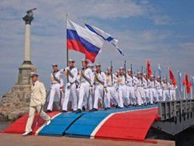 Военно-морской флот РФ переживает период возрождения Военно-морской флот РФ переживает период возрождения