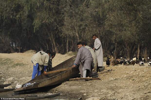 India Kashmir Reclaiming a Lake