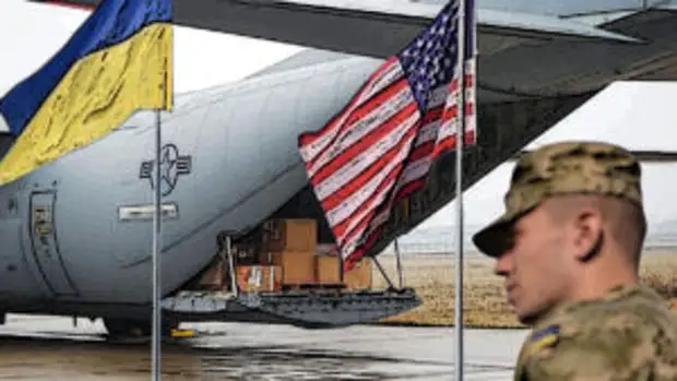 США направляют на Украину барражирующие боеприпасы Switchblade 600