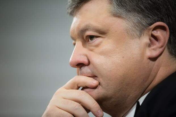 Россия ввела санкции против Порошенко, Вакарчука и других Россия ввела санкции против Порошенко, Вакарчука и других