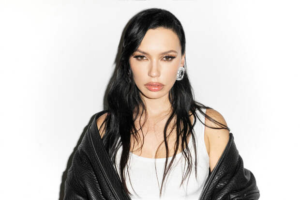 Певица Серябкина проведет концерт в бывшими участницами группы SEREBRO