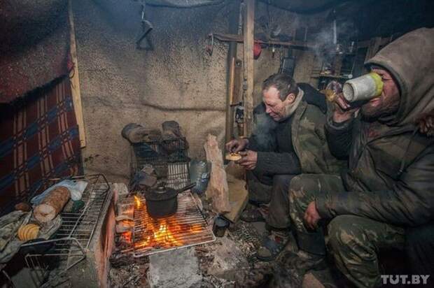 Как живут бомжи на городских свалках в зимнее время года Ночь на свалке, факты