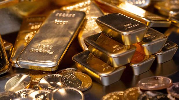 Столичный пенсионер отдал аферистам слитки и золотые монеты почти на 300 млн руб