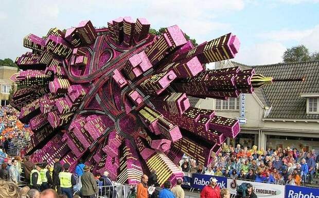 Невероятные цветочные скульптуры на параде Bloemencorso Zundert (10)
