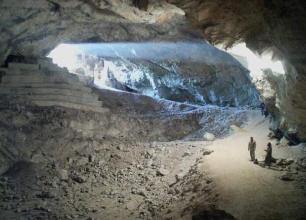 Врата конца: аномальная пещера Пентели в Греции, из которой сбежали даже военные