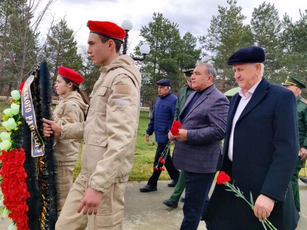 В Теучежском районе почтили память земляков, погибших в годы Великой Отечественной войны