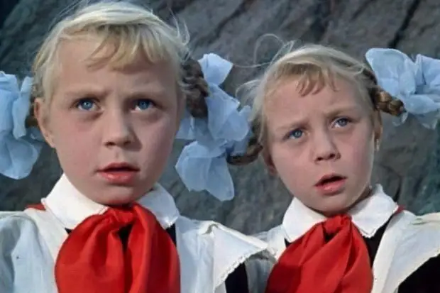 Оля И Яло-Жизнь После Сказки.как Сестры Юкины Стали Королевами "Интуриста"  - Ностальгический Клуб Любителей Кино - 8 Февраля - 43846282467 -  Медиаплатформа Миртесен