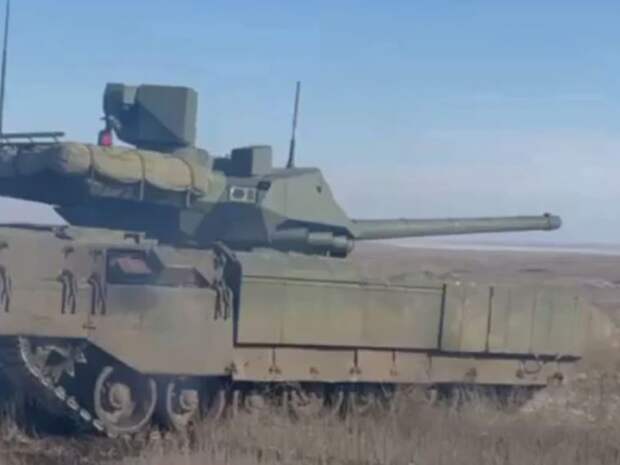 Опубликовано первое видео применения танка Т-14 “Армата” в зоне СВО (ВИДЕО)