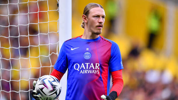 Сафонов возобновил тренировки в общей группе ПСЖ