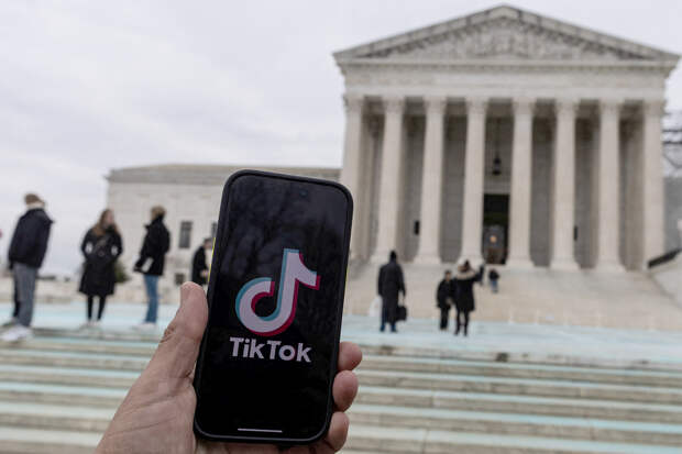 TikTok частично возобновил работу в США