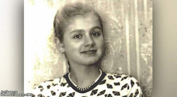 Натали (Наталья Рудина) в детстве, юности
