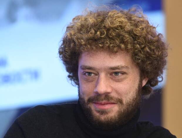 Варламова заставили пить пиво в одной стране