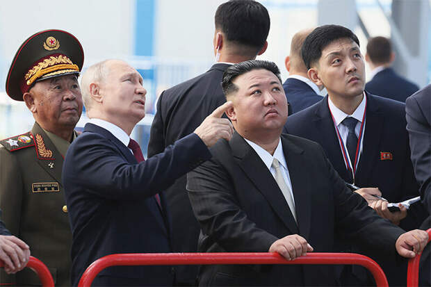 Президент РФ В.В. Путин и лидер КНДР Ким Чен Ын на космодроме Восточный