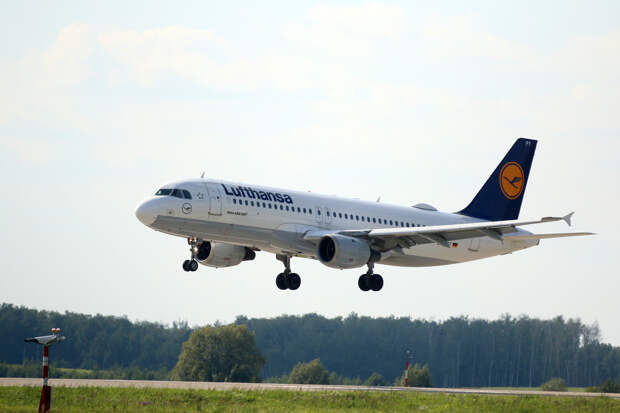 В четырёх российских городах временно закрыли аэропорты