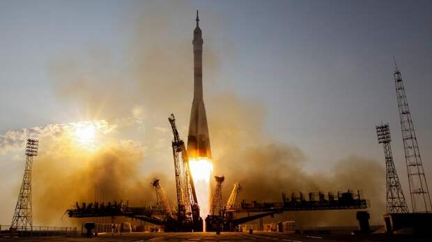 Verge: NASA бронирует для своих астронавтов новые места на «Союзах»