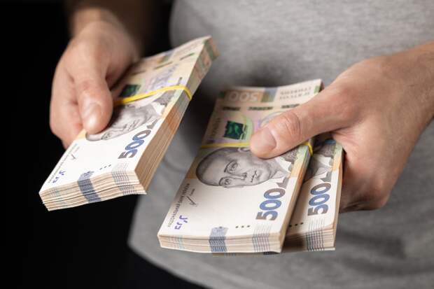 Украинский бизнесмен рассказал о взятках бывшему главе СБУ