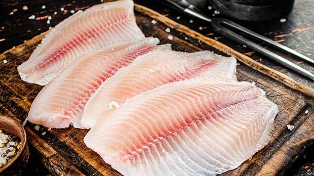 Врач назвала сома и пангасиуса самыми опасными рыбами для употребления