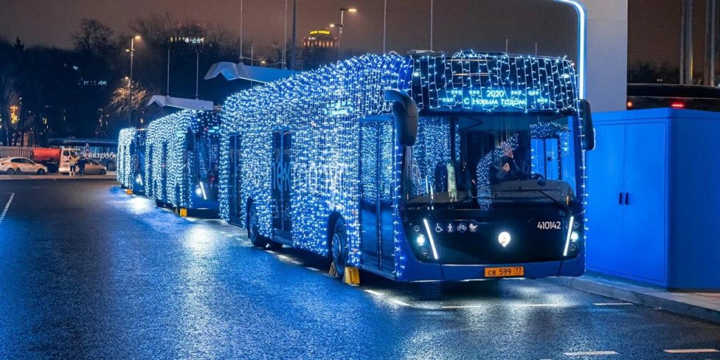 ГИБДД аннулировала штрафы за подсветку электробусов в Москве. Фото: mos.ru ГИБДД аннулировала штрафы за подсветку электробусов в Москве. Фото: mos.ru