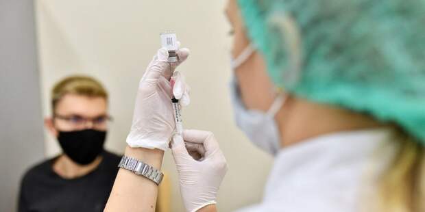 Началась выездная вакцинация от COVID-19 для студентов из Лефортова