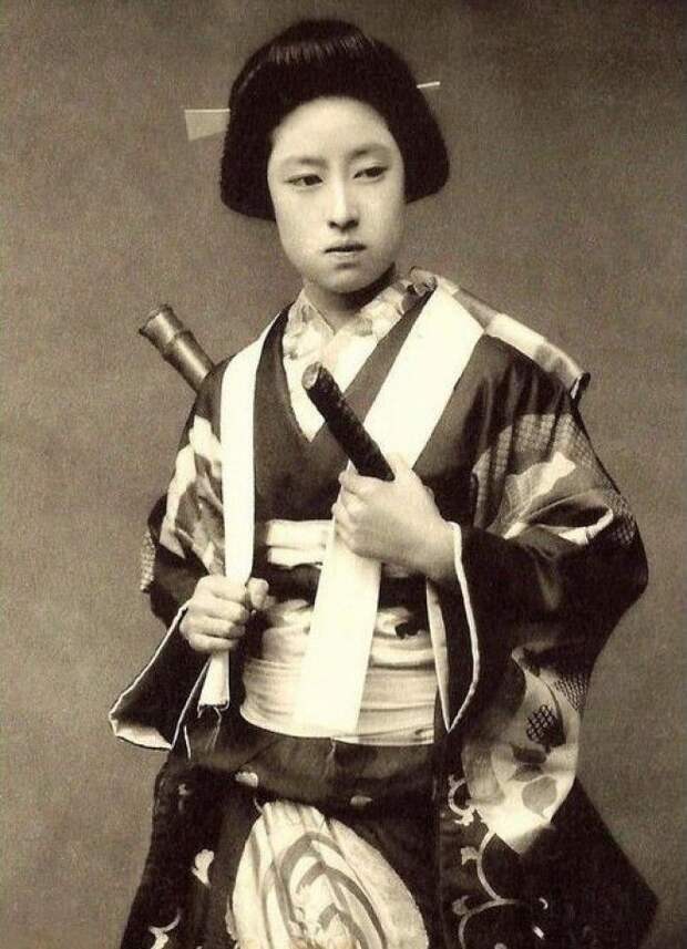 Nakanotakekobw.jpg Nakanotakekobw.jpg