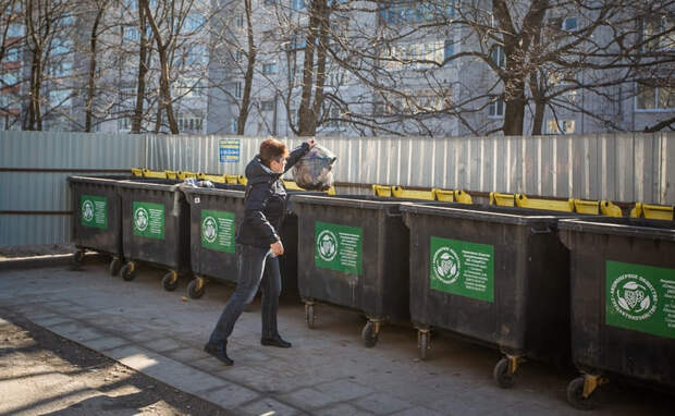 В облцентре появилось 36 новых мусорных контейнеров