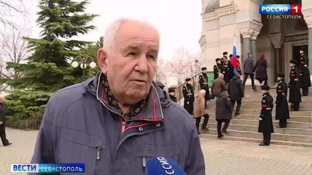 Сегодня в Севастополе простились с контр-адмиралом Александром Пенкиным