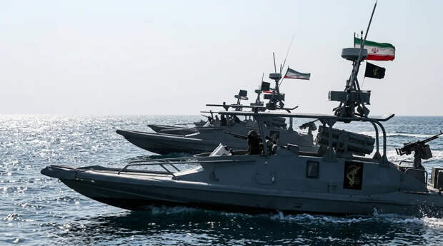 Появляются сообщения об очередном инциденте в районе Ормузского пролива