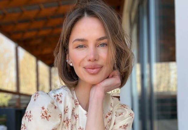 "Я сама всё это придумала". Алекса рассказала о экс-бойфренде Тимати и "разводах" с мужем