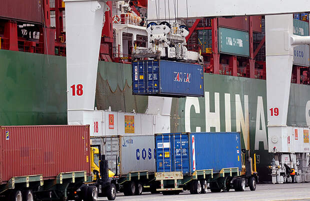 США повысят пошлины на китайский экспорт на сумму 18 млрд долларов в год